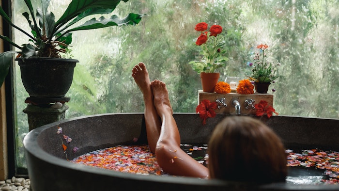 Spotlight: Spa Baths