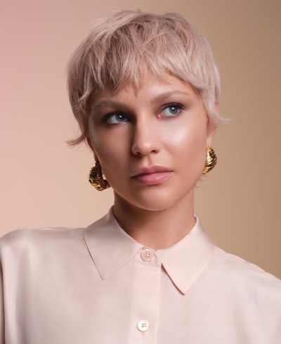 Sandstone Pink, Bixie and Versatile Style