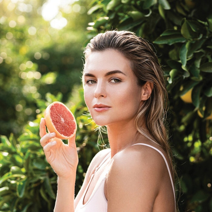 Ct2501 Pru Nagase Shutterstock 2140641195 Middle (1)