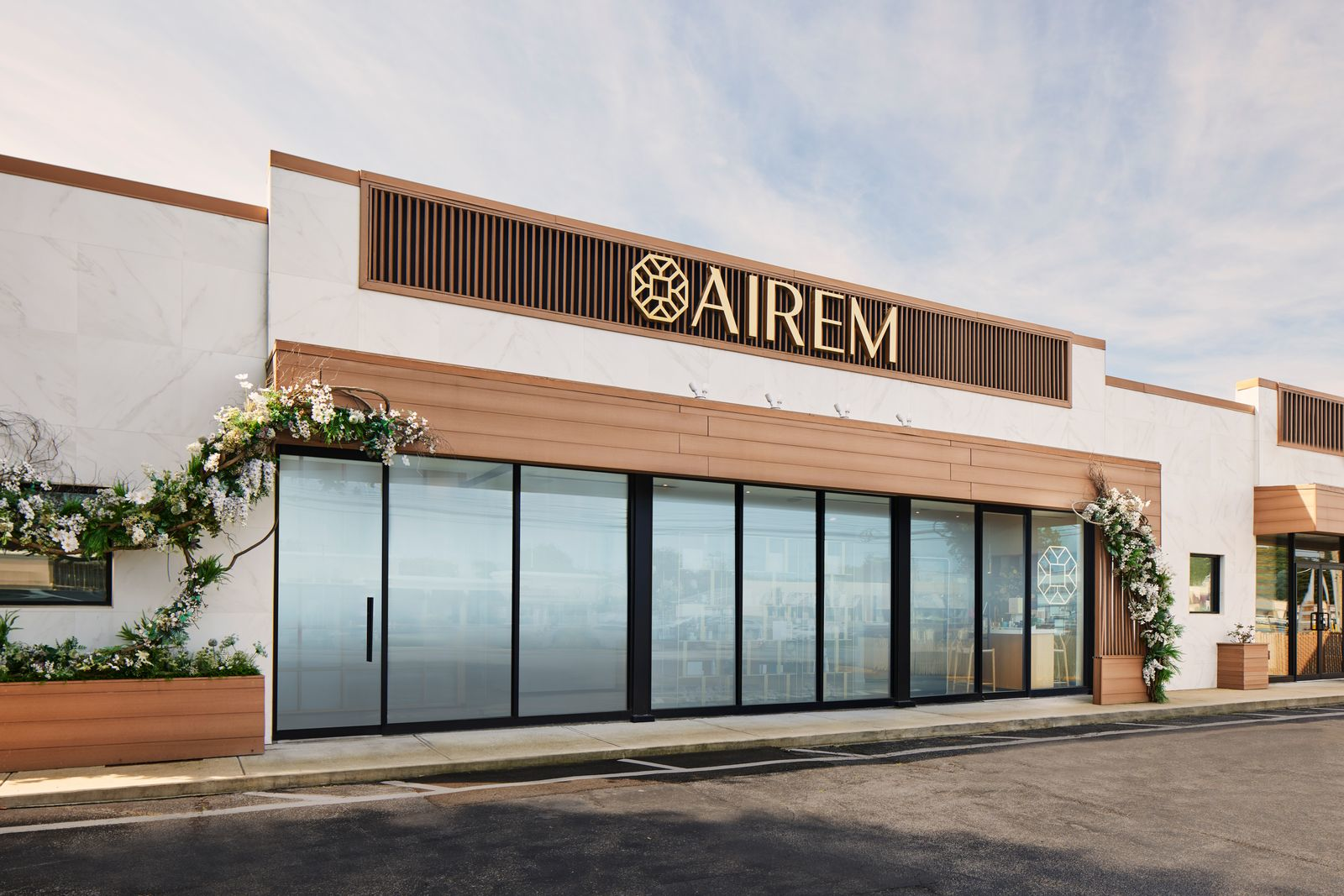 AIREM, a medical spa in New York, joins Korean beauty traditions with western medicine to bend clinical K-beauty innovation within FDA regulations. In celebration of Asian American and Pacific Islander Heritage Month in May, Airem is unveiling a series of transformative experiences that adapt American ideas of beauty with holistic Korean heritage.