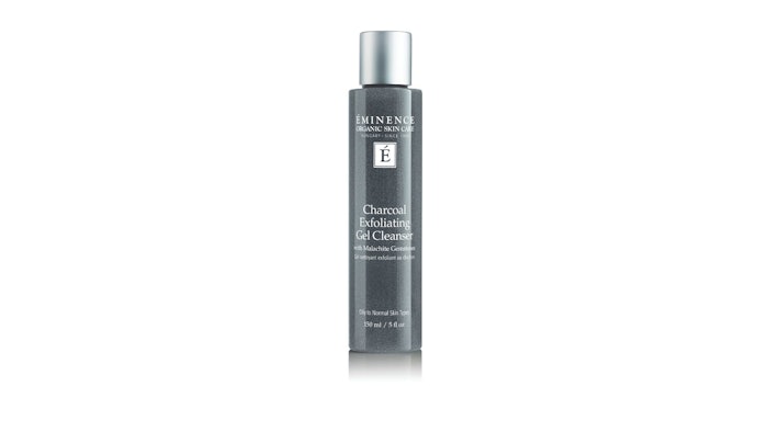 Cool and refresh skin with this gel cleanser.