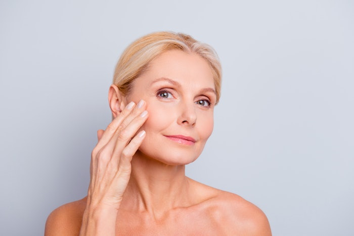 PIX:E combines FDA-cleared 4MHz radiofrequency microneedling system with fractional and full-field Er:YAG laser resurfacing.