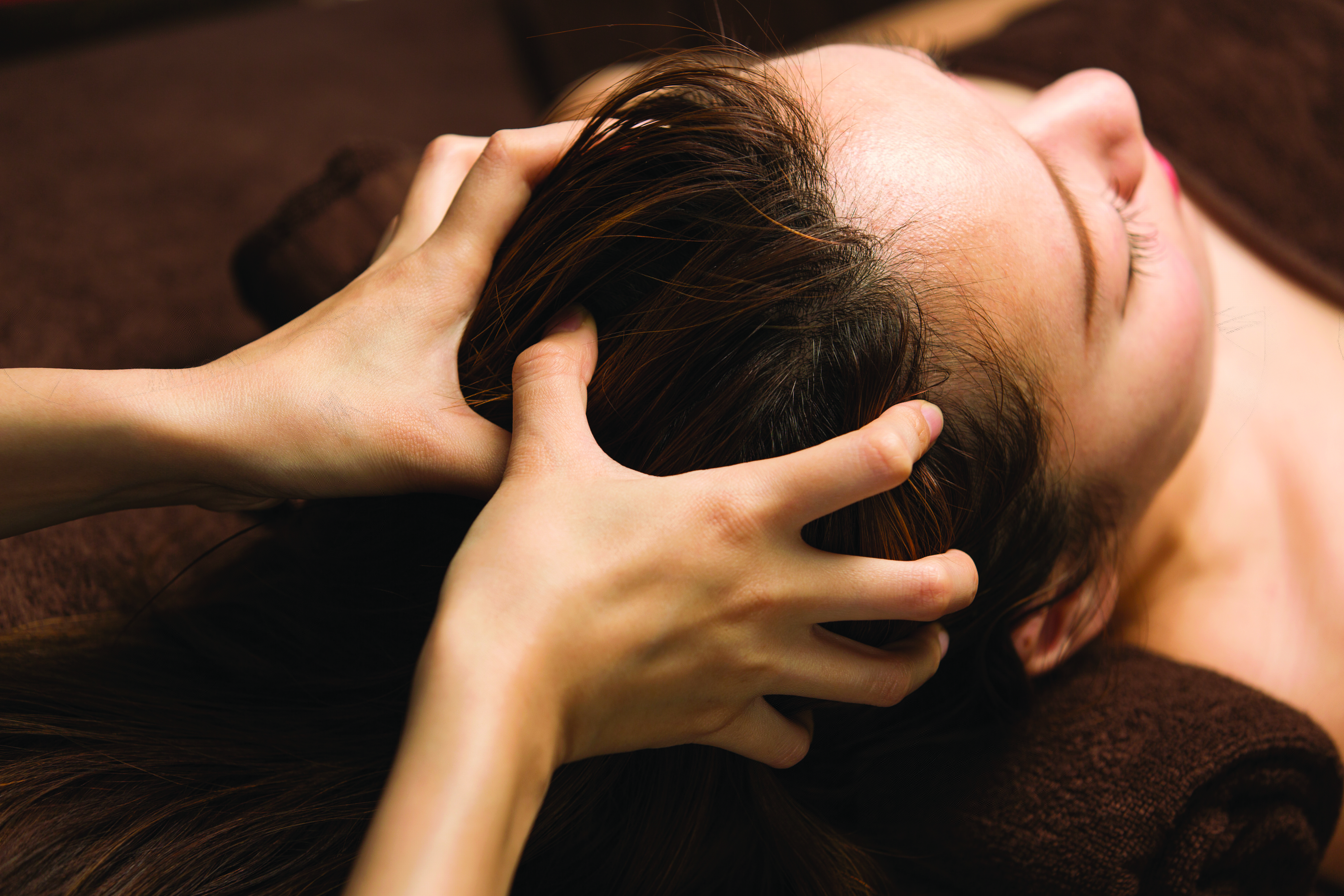 In an age where clients are showing unprecedented levels of stress, a scalp massage can be a valuable tool for mitigating this and allowing them to release tension.