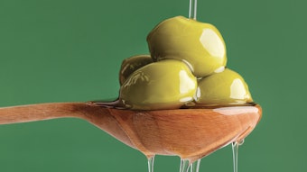 While EVOO is full of benefits, it's important to know that it isn't a replacement for sunscreen, and may even worsen sun damage and hyperpigmentation.