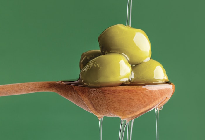 While EVOO is full of benefits, it's important to know that it isn't a replacement for sunscreen, and may even worsen sun damage and hyperpigmentation.