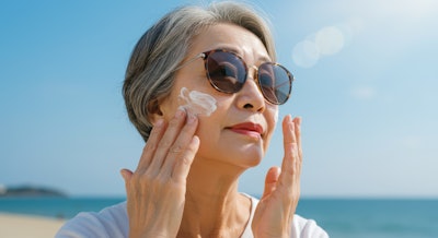 According to Bluelene, SunFix offers a sun sensitivity free solution to anti-aging that is as powerful as retinol.