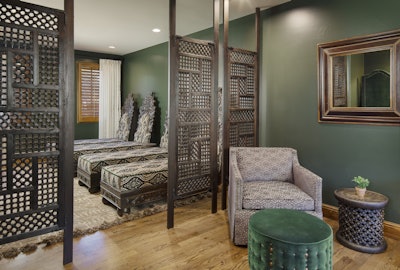 A relaxation room at the Alvadora Spa, so guests can decompress after their Wellsystem Wave massage or VEMI therapy session.