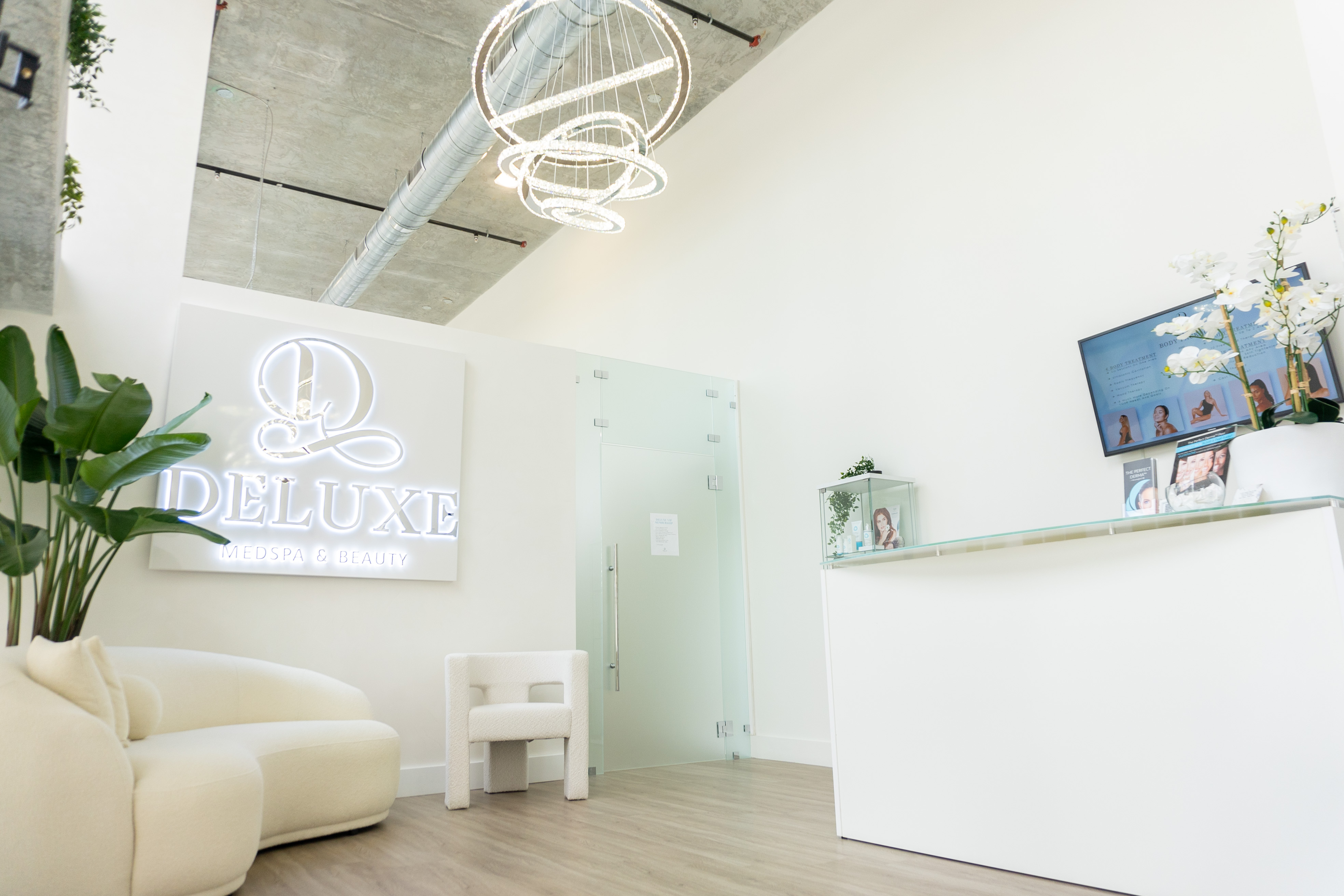 Deluxe Medspa & Beauty combines technology, precision and custom treatments to create a radiant, confident start to the new year.