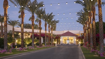 The front drive of Scottsdale Resort & Spa, as if to say: welcome to wellness.
