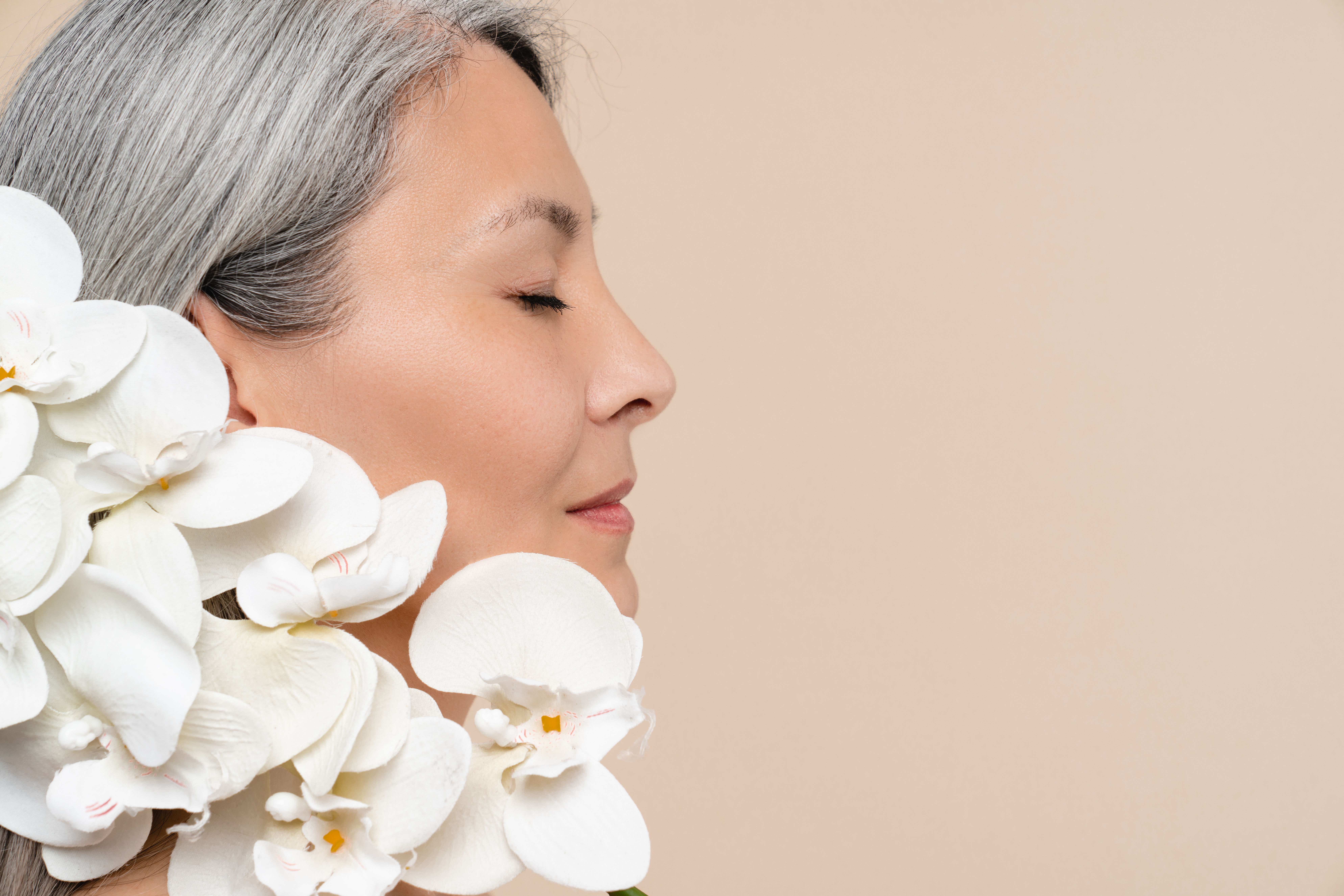 When it comes to treating menopausal skin, hydration and barrier support are paramount.