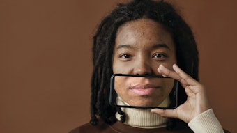 Clients looking to manage acne and pursue a healthier lifestyle? You may be able to kill two birds with one stone.