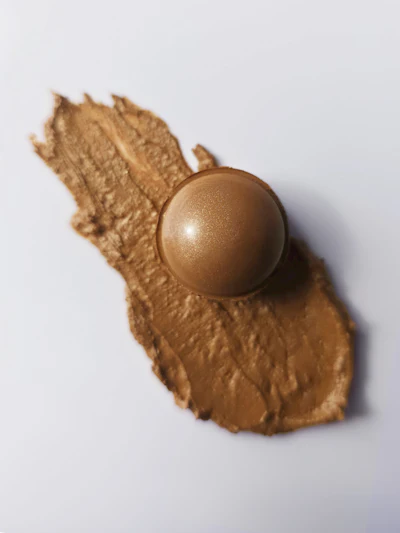 Cosmetic Group USA's Bronzing Ceramide Jelly Oil Stick targets the skintelligence consumer by combining a sun-kissed glow with advanced barrier repair.