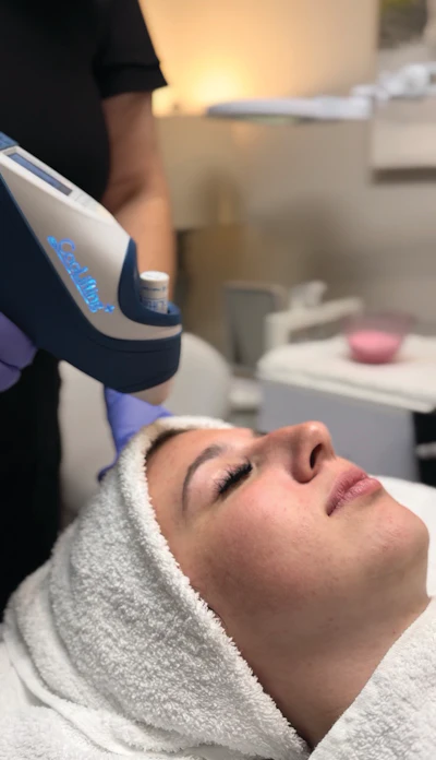 CooLifting is easy and fast, just twist on the CO2 and pop in your serum of choice. The original formulation is focused on hydration and CoolClear, which adds in vitamin C, kojic and glycolic acids, provides a vibrancy boost.