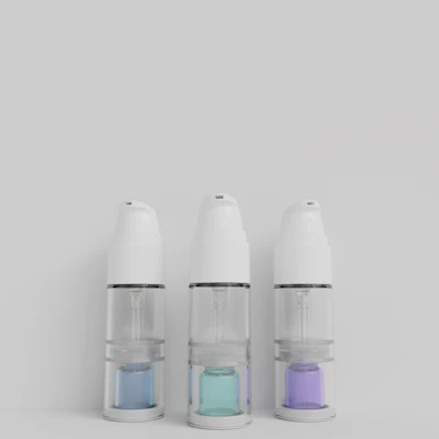 Unica Packaging has introduced the Powder-Mix Airless Bottle, a specialized dual-chamber system designed to improve the end-user experience for products requiring powder reconstitution.