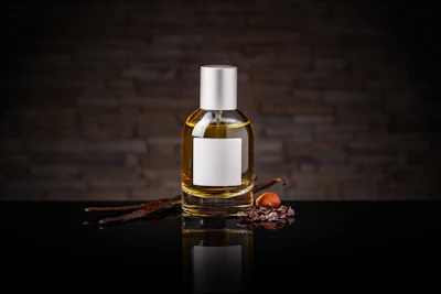 O’Laughlin’s cocoa aldehyde (synonyms: coco hexenal, chcolactone) can be deployed by perfumers to sharpen chocolate accords, extend vanilla constructions, or introduce a subtle green-bitter tension alongside nutty notes.