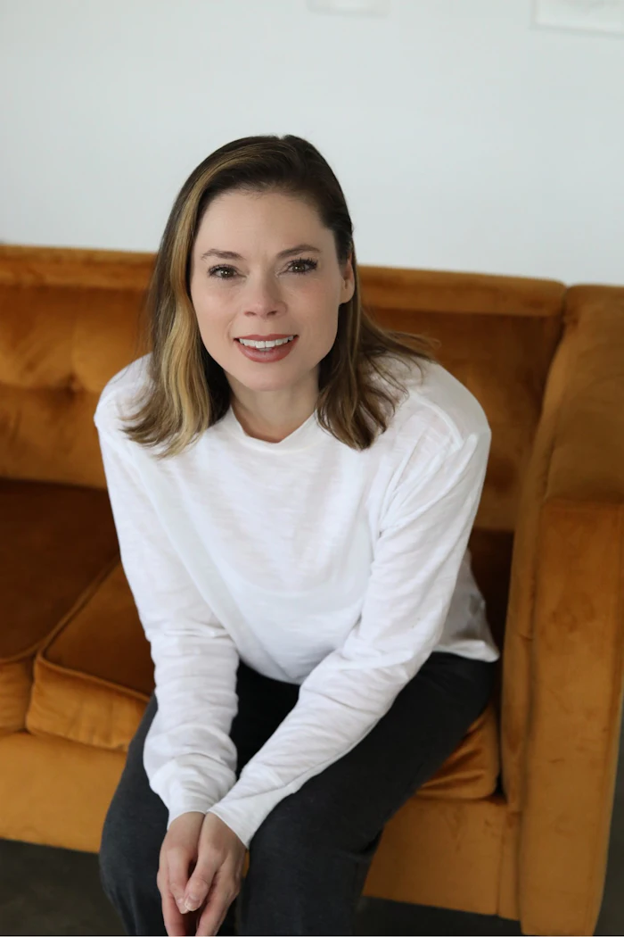 Heather Holland Headshot 2