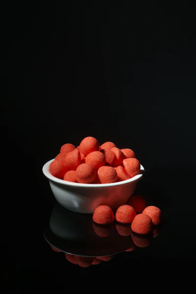 Misitano & Stracuzzi's strawberry extract 150x captures the candy-like sweetness, juicy red fruit character and subtle caramellic nuances of ripe strawberries; it is well suited for fruit-based beverages, RTD drinks, confectionery and dairy products such as yogurt.